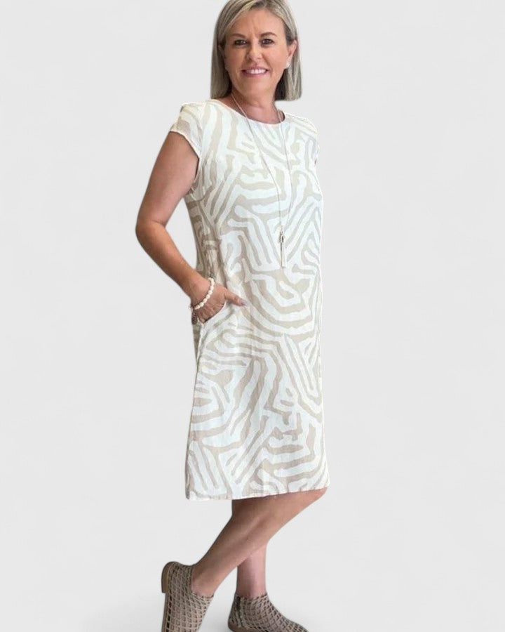 Calyviah | Comfortable Robe