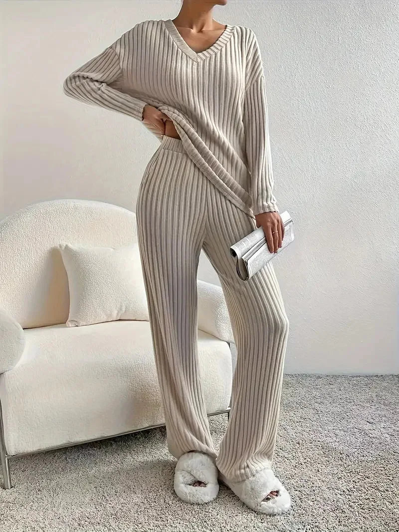 Livia™ Elegant All-Season Lounge Set