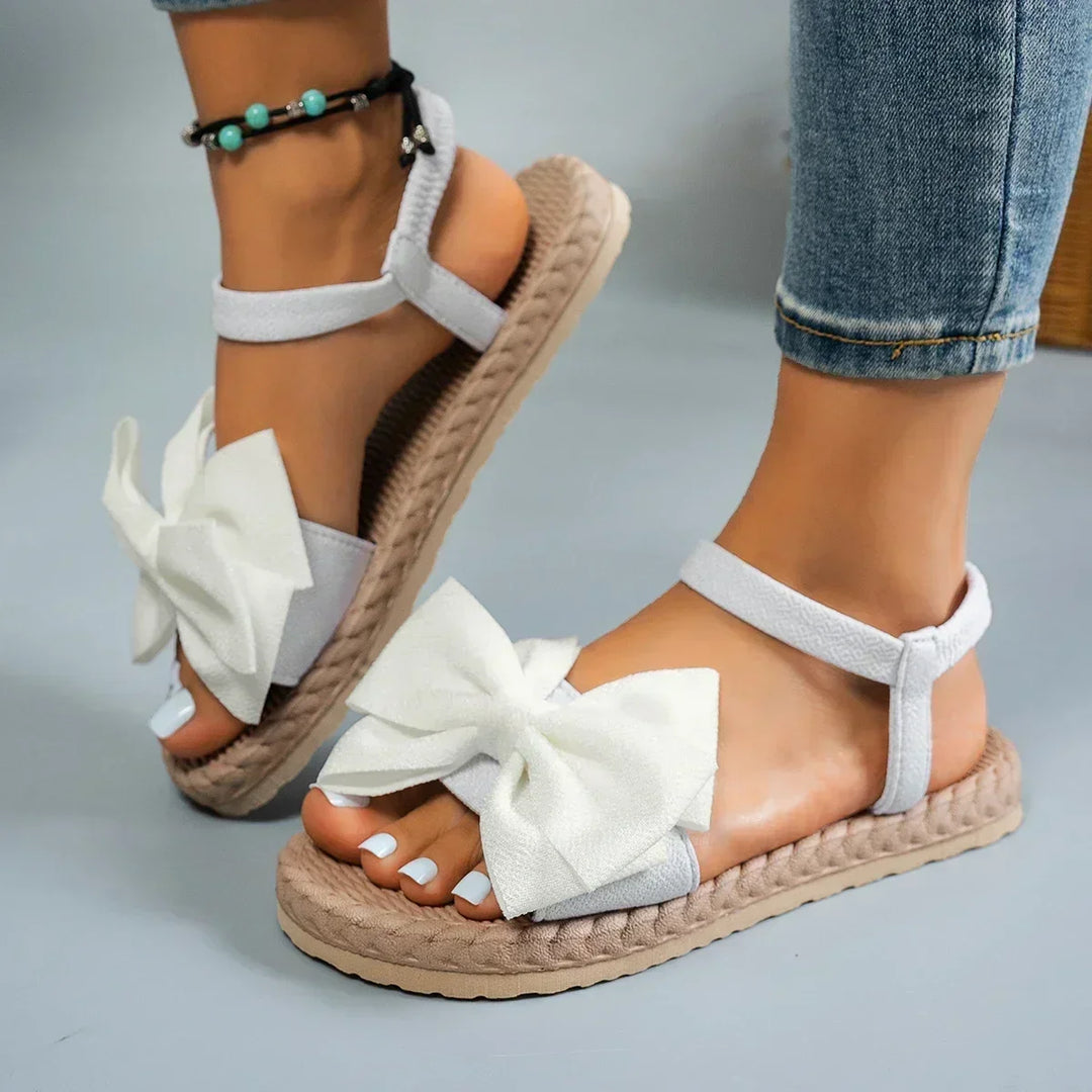 Zamara | Orthopedic sandals with bow