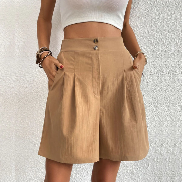 Layla - Shorts combining elegance and comfort