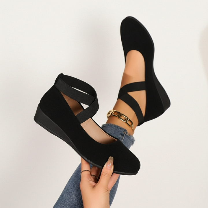 Monique™ | Closed Heel and Comfortable Shoes