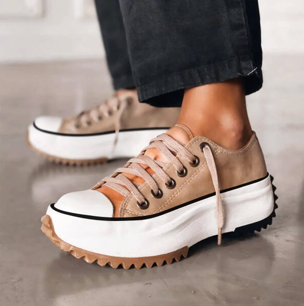Lian | Pain Relieving Sneakers