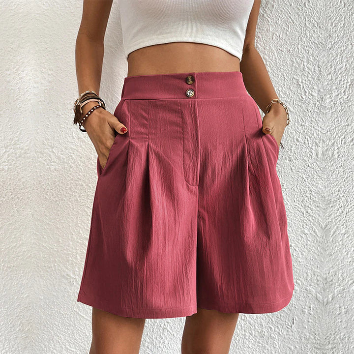 Layla - Shorts combining elegance and comfort